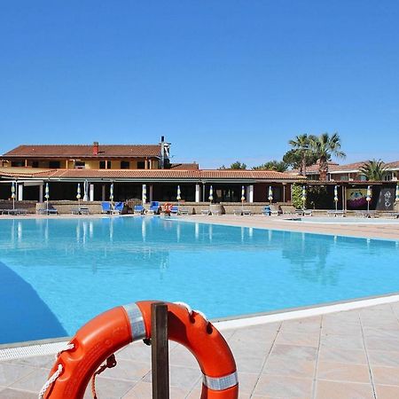 Apartment In Cecina Mare With Outdoor Pool Marina di Cecina Buitenkant foto